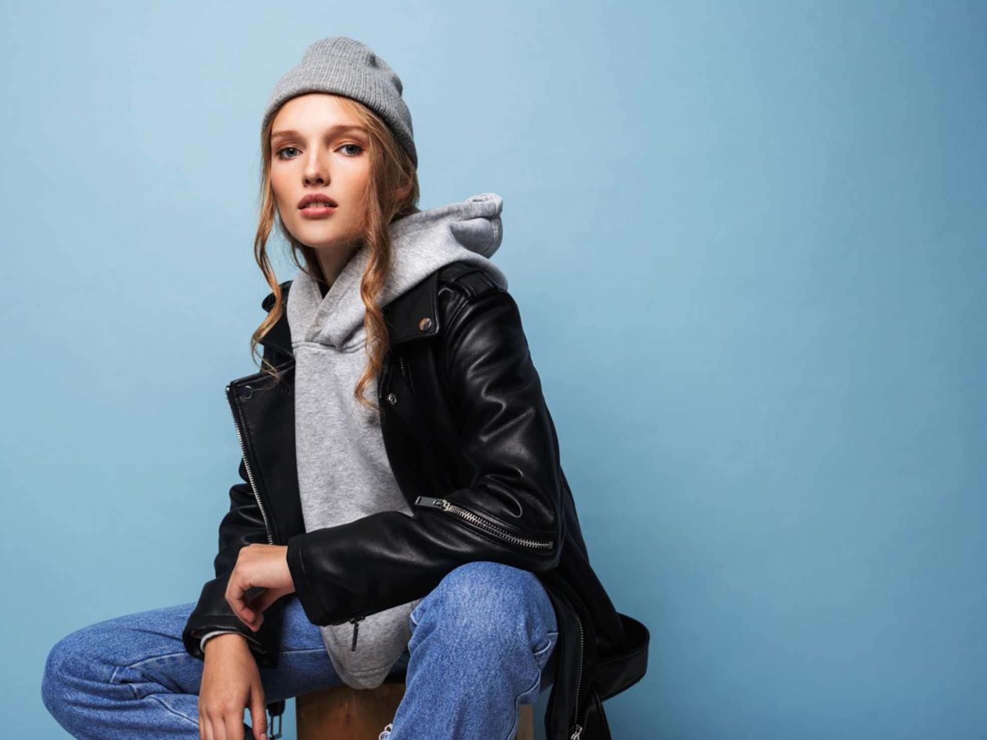 demo-attachment-404-young-beautiful-woman-with-wavy-hair-in-gray-hat-W8LUZM3